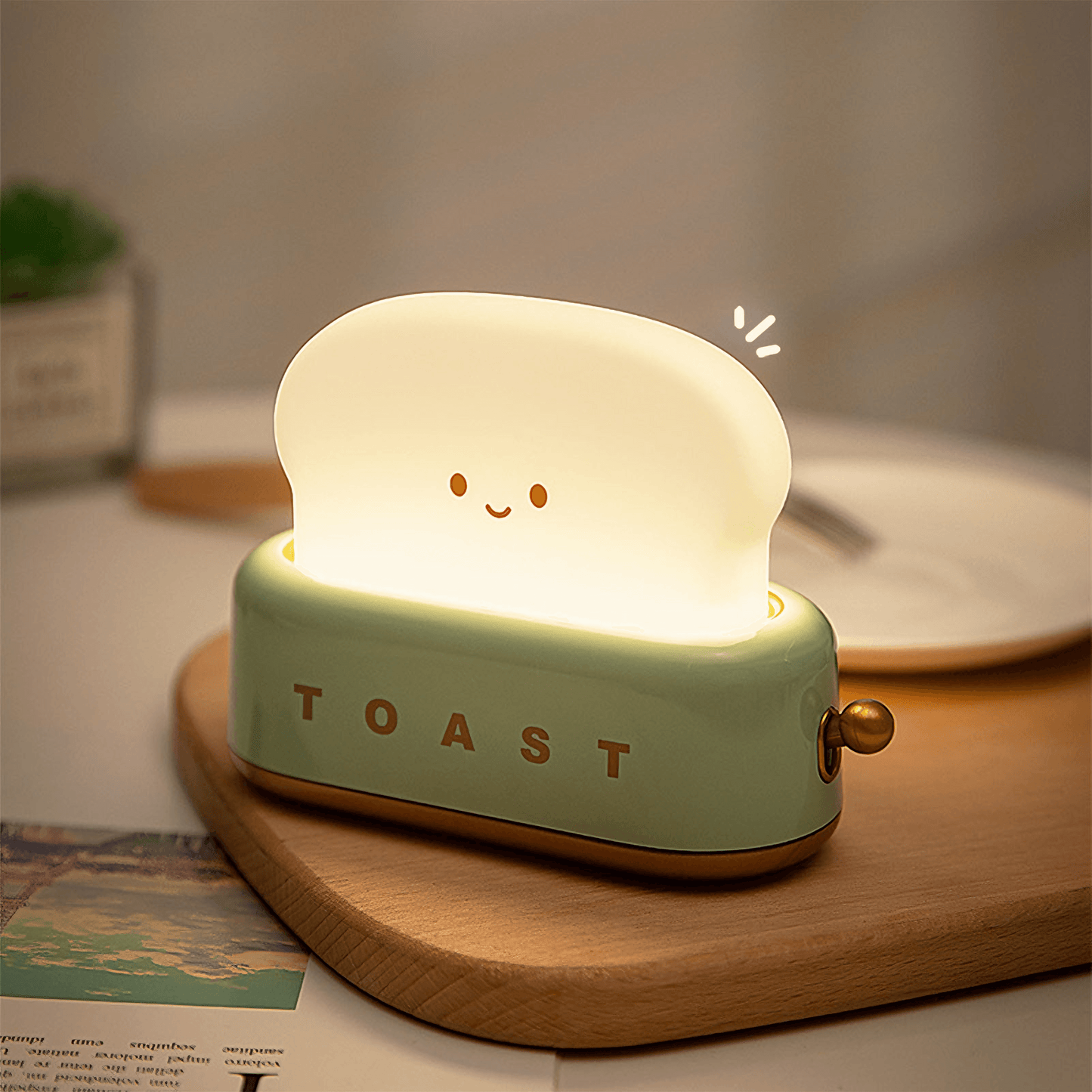 Light Grace Bread Toast Night Light - Green